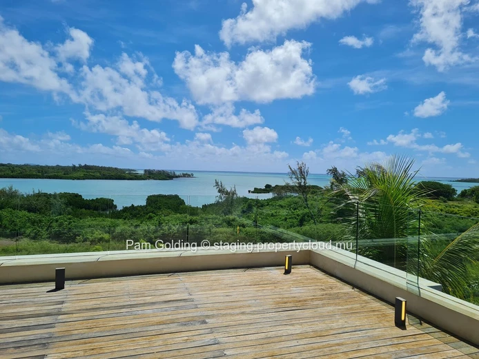 Penthouse spacieux de 3 chambres avec vue sur le lagon à vendre à St. Antoine Residences – Côte Nord de l’île Maurice