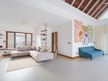 4 Bedroom Villa