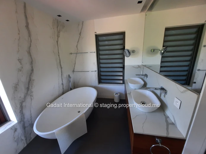 Villa Amicitia: villa with spa and private beach access at Anahita Golf & Spa Resort