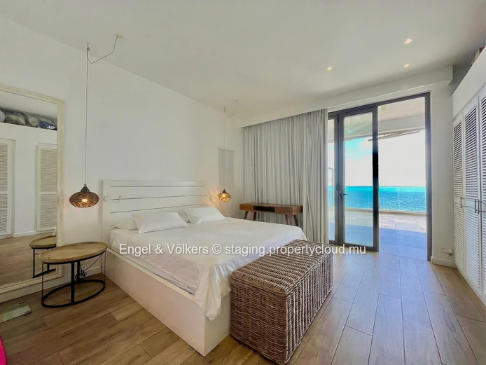 Beachfront Penthouse for Rent in Grand Baie