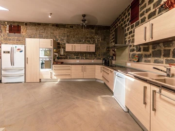 2 Bedroom Commercial Property