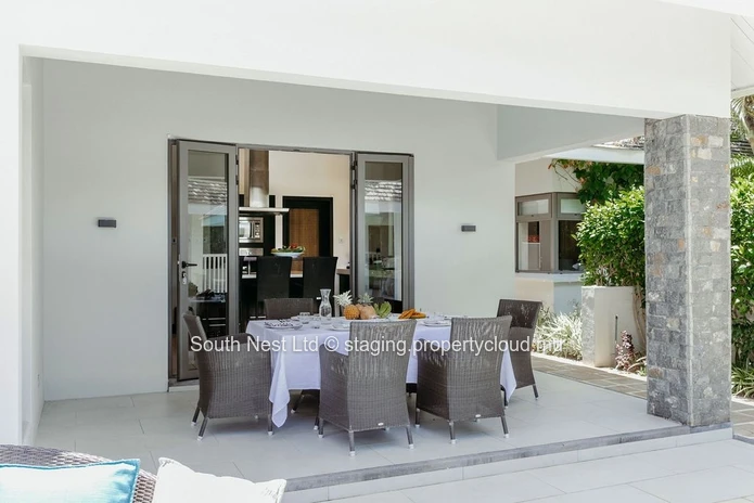 Fabulous 6-bedroom colonial villa with private pool in luxurious golf estate