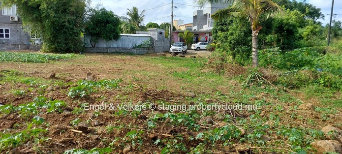 Residential Plot for Sale – 1709 m² – Grand Gaube