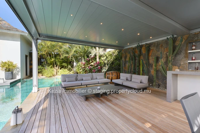Luxurious Balinese villa with exceptional volumes