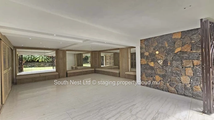 Villa of 8 bedroom at prestigious Golf Estate 