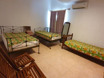 5 Bedroom Villa