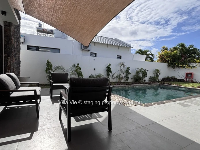 Petit Raffray - New 3 en-suite bedroom villa with swimming pool (Sole Mandate)