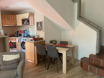 2 Bedroom Townhouse, Duplex