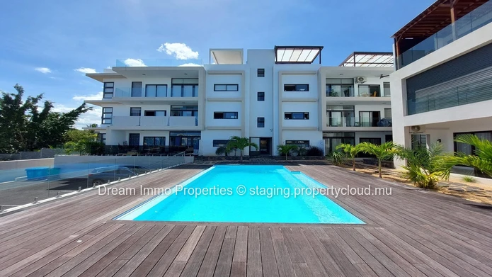 Stunning Mountain And Sea Views! Penthouse With Private Rooftop In Tamarin – Mauritius