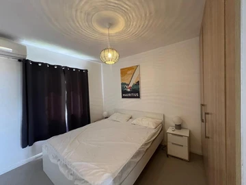 16 Bedroom Building