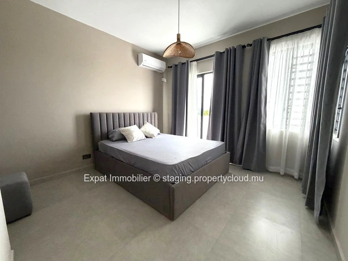 New Contemporary Villa With Terrace, Pool, And Garden – Near The Beach Moint Choisy