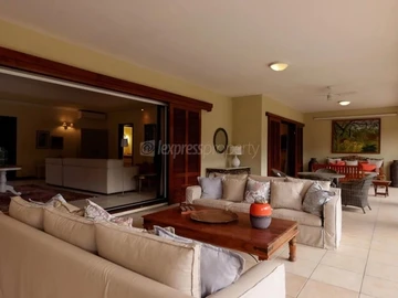 4 Bedroom Villa