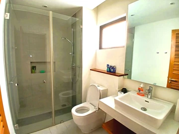 3 Bedroom Commercial Property
