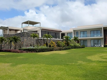 4 Bedroom Villa