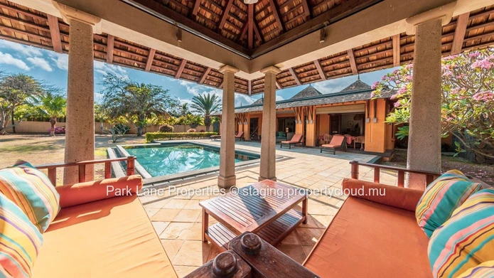 Prestigieuse villa IRS sur la côte ouest
