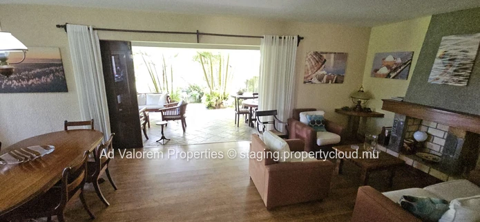 Charmant Duplex à Vendre à Floréal