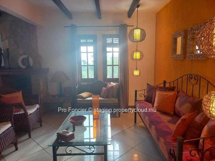 Apartment for sale in Roches Brunes - Don't Miss!