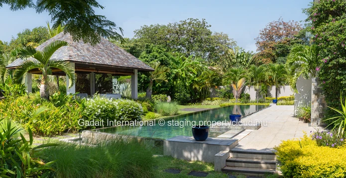 Exceptional villa with pool for sale - A gem of a property in the heart of Beau Champ