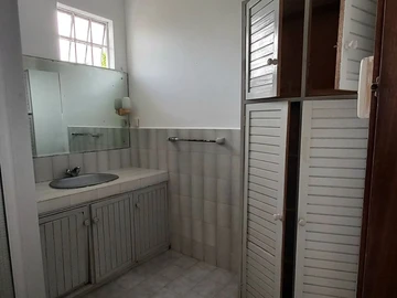 7 Bedroom House