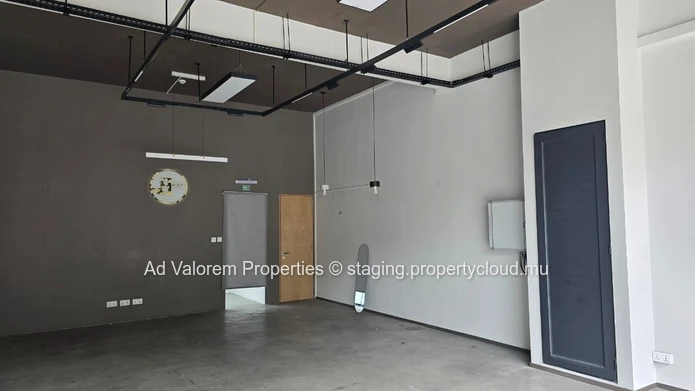 Commercial Space for Rent – La Preneuse, Black River
