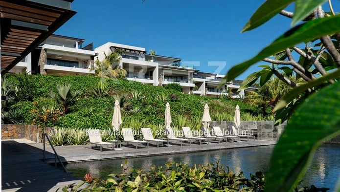 Luxury waterfront apartment in a peaceful setting