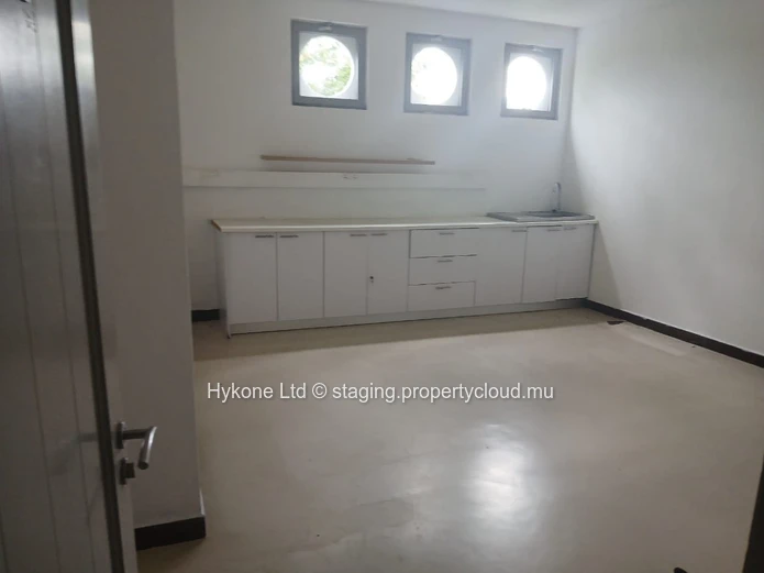 Commercial Space For Rent In Black River