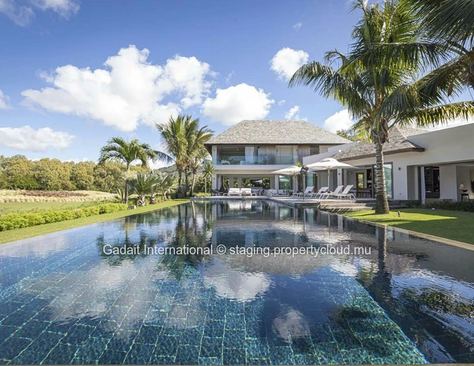 Villa de Luxe à Louer à Anahita Mauritius – Vue Mer, Accès Golf & Piscine Privée