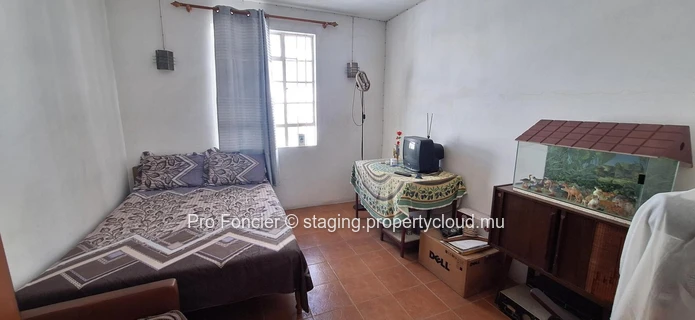 House for sale at GRNO- Well maintained