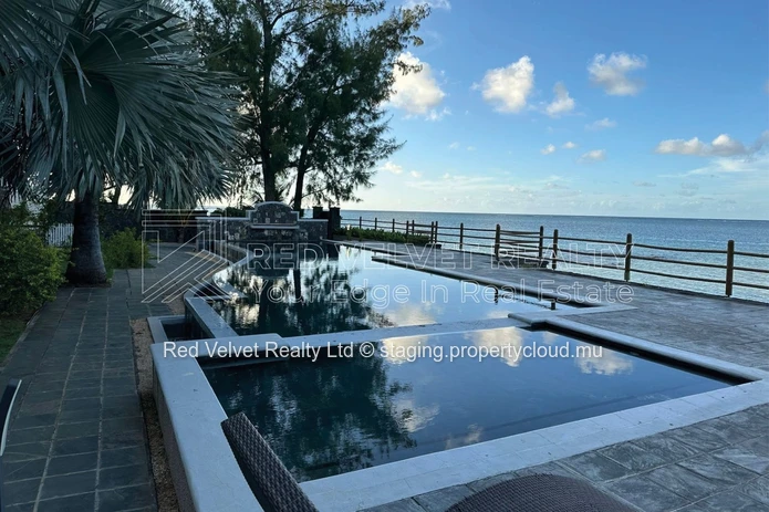 Gorgeous Fully Furnished 3 Bedroom Apartment 