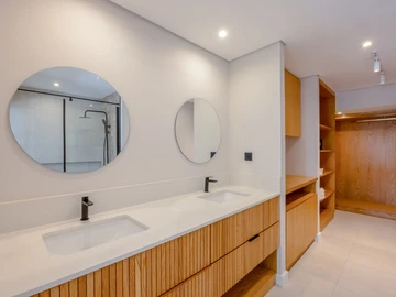3 Bedroom Townhouse, Duplex