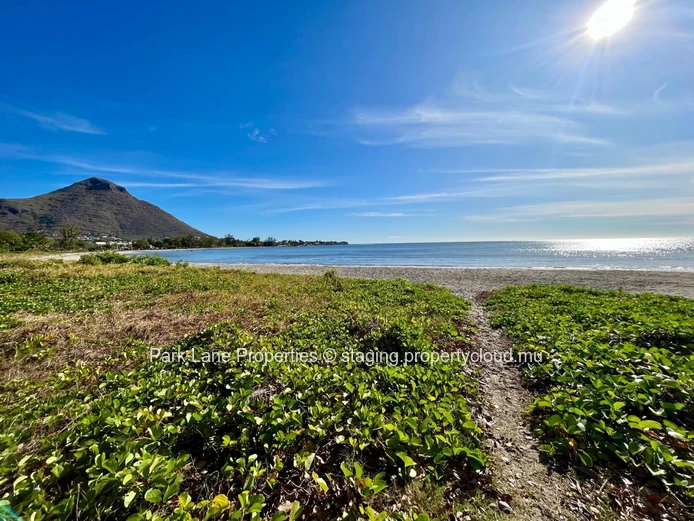 Appartement en RES en complexe avec accès sur la plage