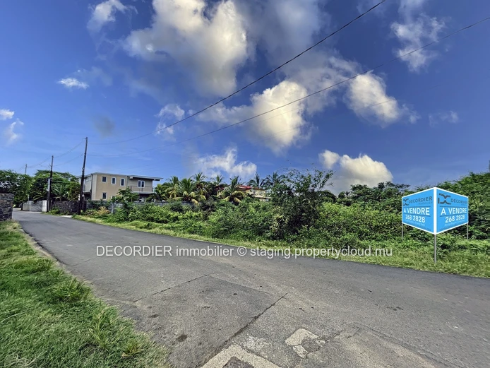 Large residential plot near the beach