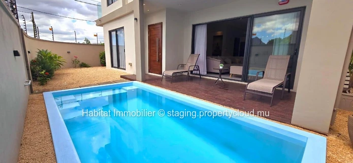 Charming house, furnished and equipped of 295 m², on a plot of 68 toises in Sodnac