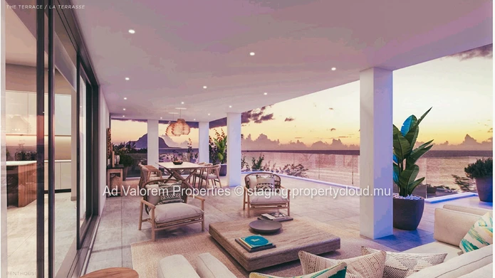 Apartment R+2 for sale in Black River.