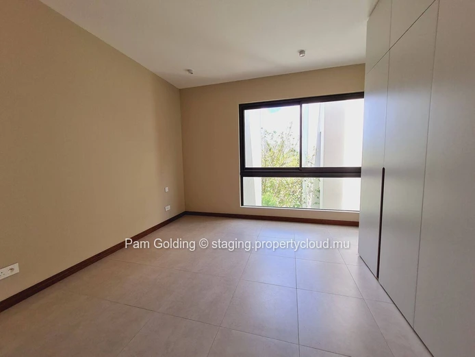 Appartement PDS à vendre à Grand Baie, 197m², 2 chambres, piscine privée, climatisé, vue sur mer et montagne, sécurit... (Mandat exclusif)
