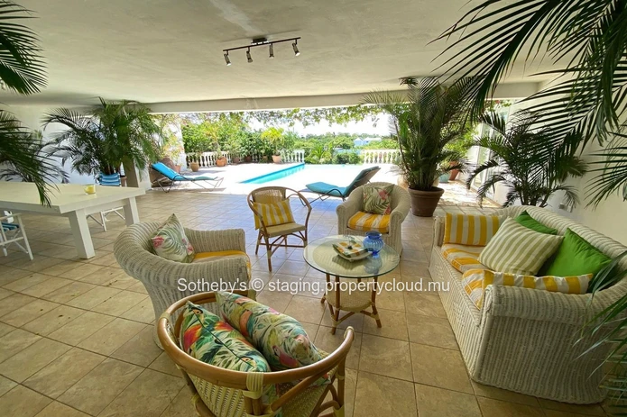 Colonial Style Living