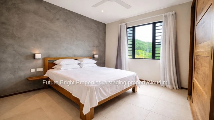 Exceptional Contemporary Villa at Domaine de Palmyre – Panoramic Views (Sole Mandate)