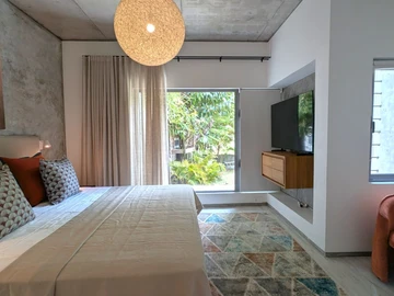 4 Bedroom Villa