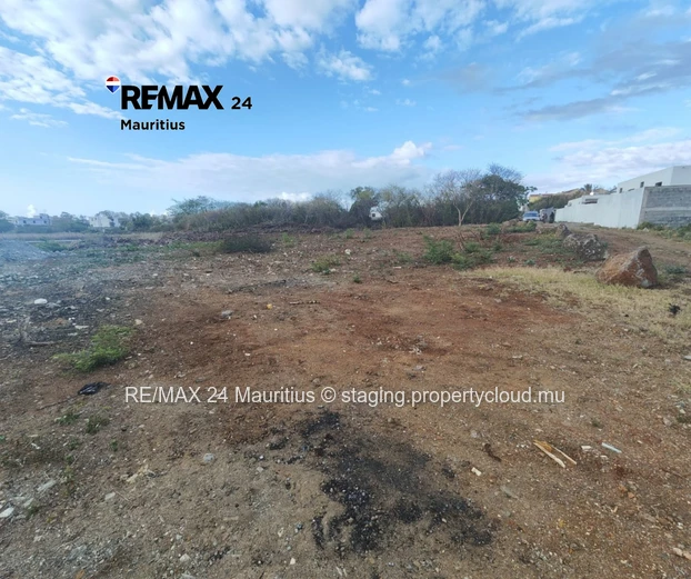 Expansive Grand Baie plot with development potential, near amenities and an exceptional lifestyle.