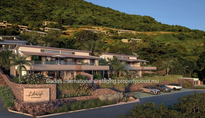 Blue Vista V1 : prestigious villa on 2534m² with private pool in Rivière Noire
