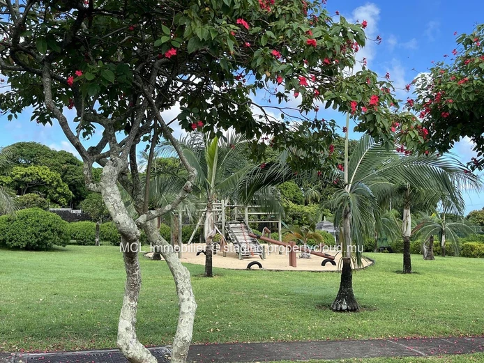 Prime Residential Seaview Land in Mont Piton (Sole Mandate)