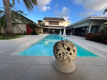 4 Bedroom Villa