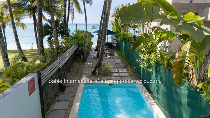 Villa PDS à vendre à Péreybère, 416m², 3 chambres, piscine privée, Vue mer, Proche Golf, Meublé.