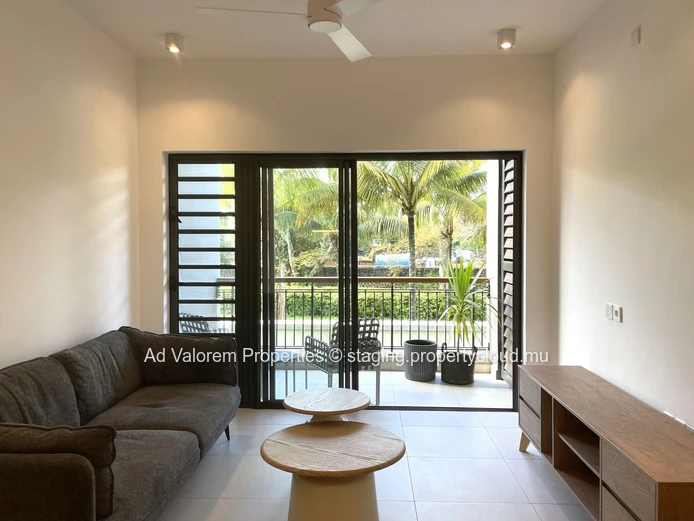 New 2-bedroom apartment with swimming pool – Secure residence in Beau Plan Smart City