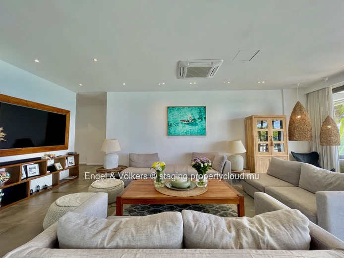 Beachfront Penthouse for Rent in Grand Baie