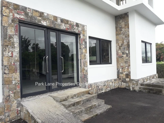 Versatile Building with Residential Potential