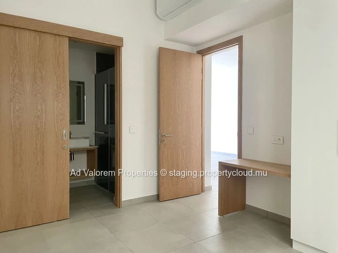 2-Bedroom Apartments – Resort-Style in Péreybère