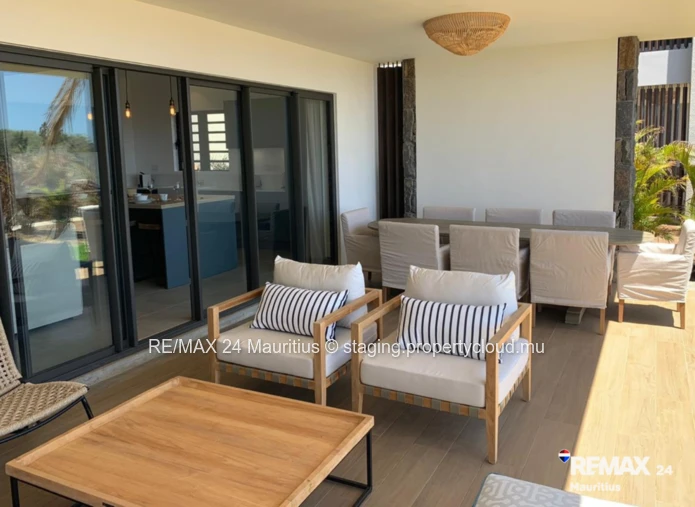 Ground Floor Apartment with Garden andamp; Breathtaking Sea View