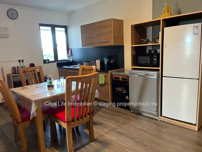 2-Bedroom En-Suite Apartment - Secure Residential Complex, Close to Mon Choisy Beach