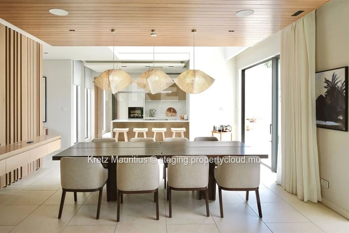 Exclusive – Contemporary villa in the heart of a 5* hotel estate (Sole Mandate)